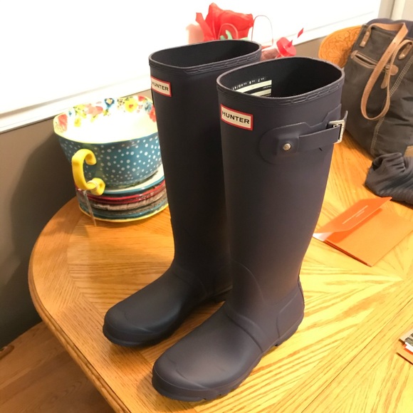 Hunter boots! - Picture 4 of 4